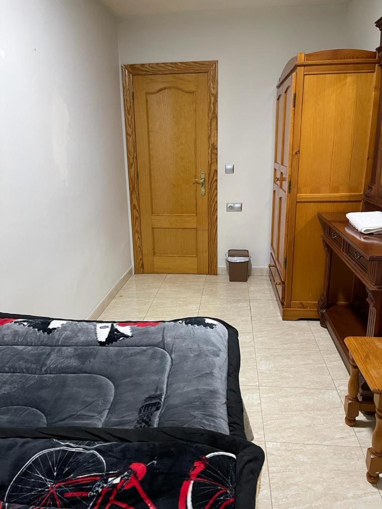 Habitacion Individual En غرناطة الغرفة الصورة